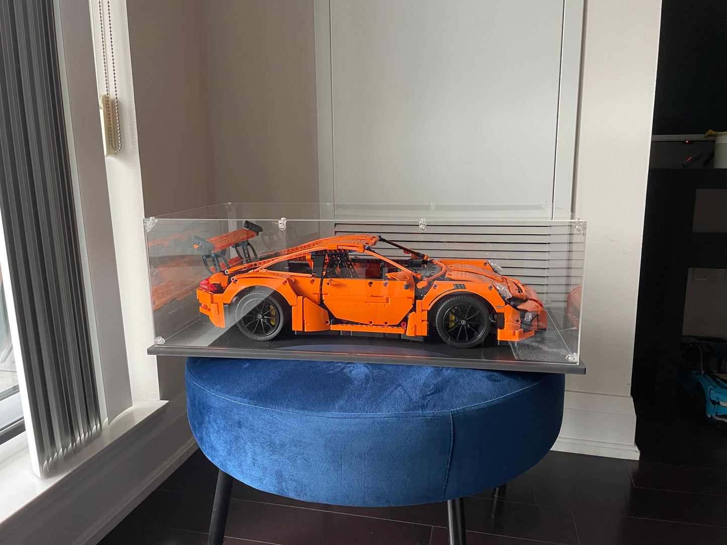 Classic Series | 1:8 Technic Supercar Case - 62x30x20cm (24.4" x 11.8" x 7.9")