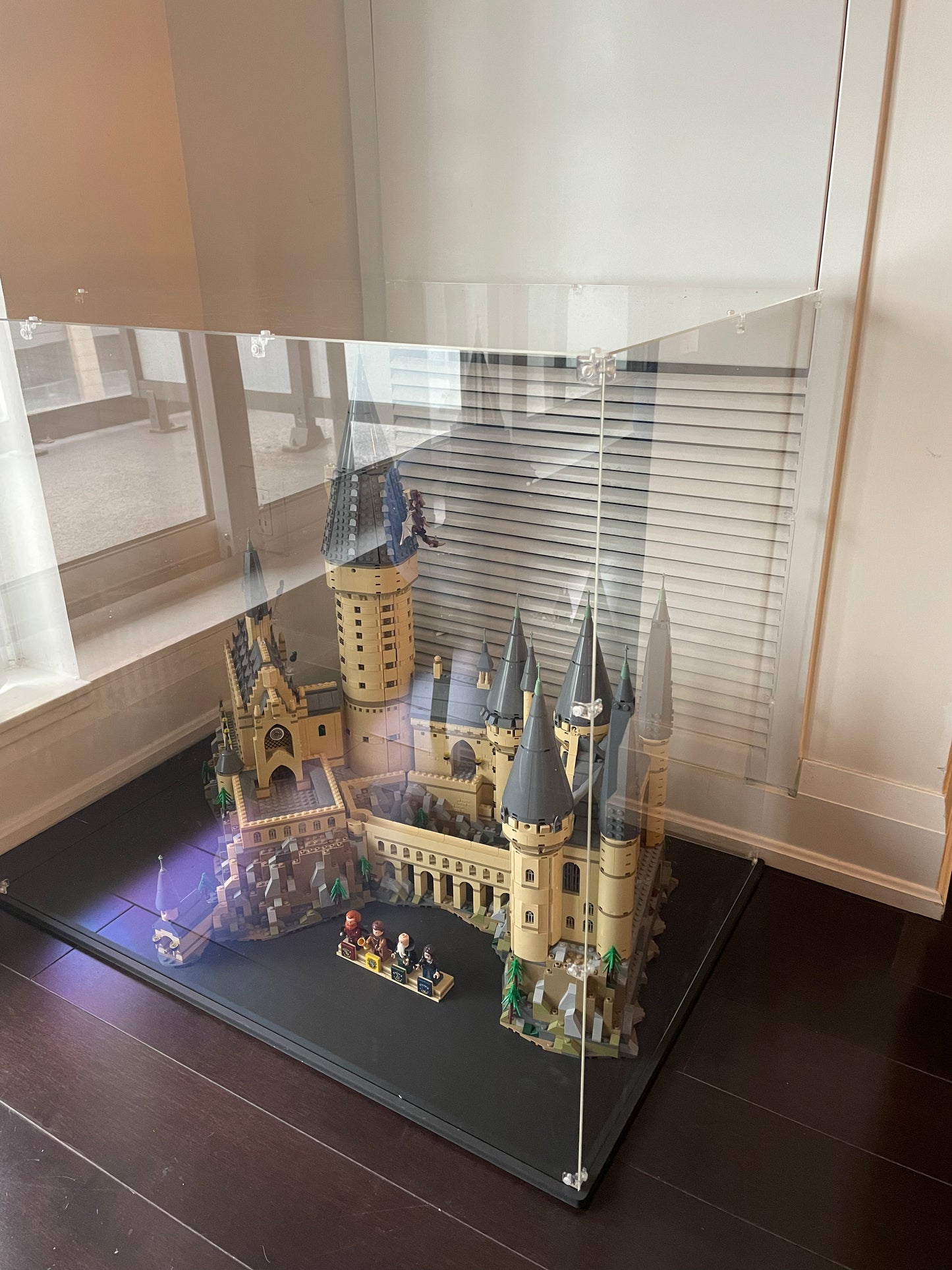 Classic Series | Display Case for LEGO Hogwarts Castle 71043 73x48x63cm (approx. 28.7x18.9x24.8")