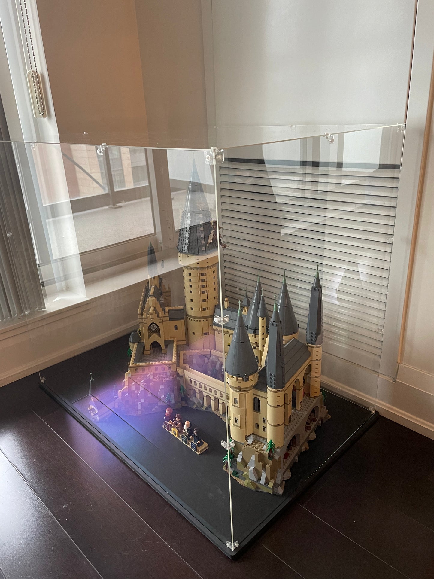 Classic Series | Display Case for LEGO Hogwarts Castle 71043 73x48x63cm (approx. 28.7x18.9x24.8")